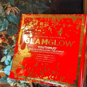 GlamGlow YOUTHMUD Glow Stimulating Treatment Mask 1.7oz